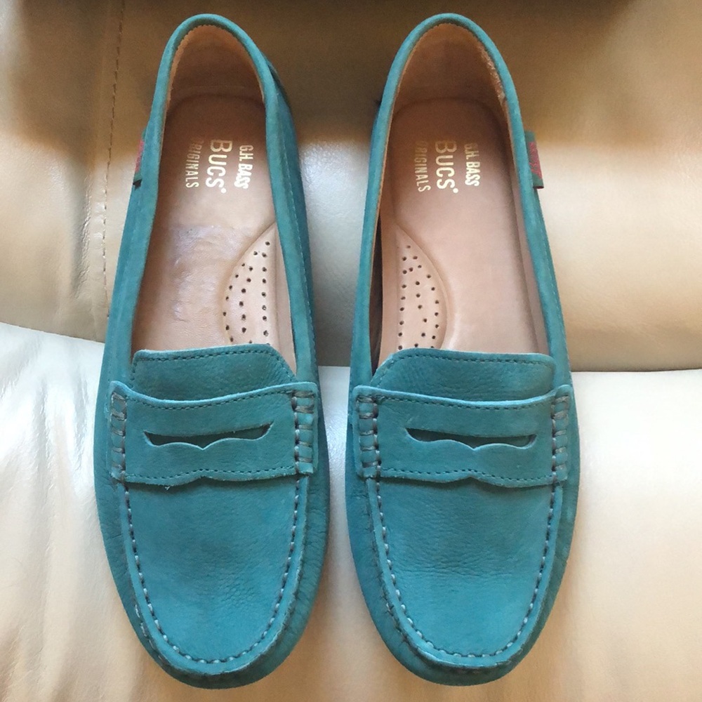 G.H. Bass NWOT flat/loafer